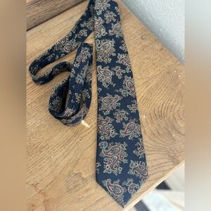 Classic Vintage Silk Paisley Navy Tie